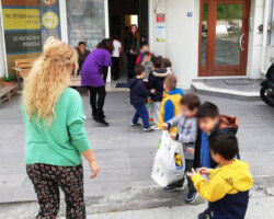 Εθελοντισμός - Οικογένεια - Σχολείο1